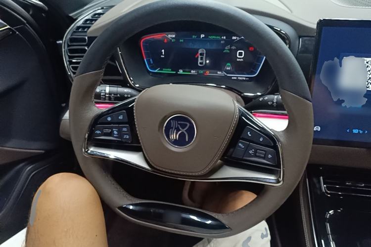 Used BYD Han 2022 DM-i 121KM Prestige Model Steering Wheel