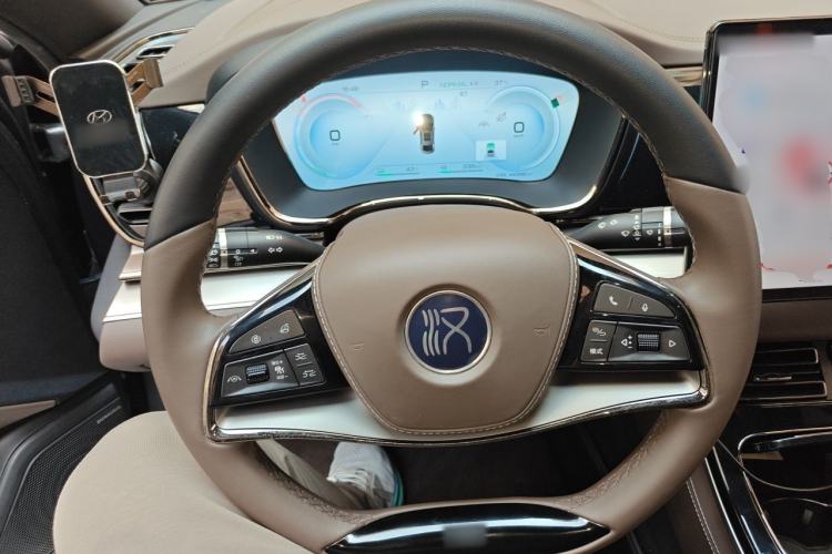 Used BYD Han 2022 DM-i 121KM Prestige Model Steering Wheel