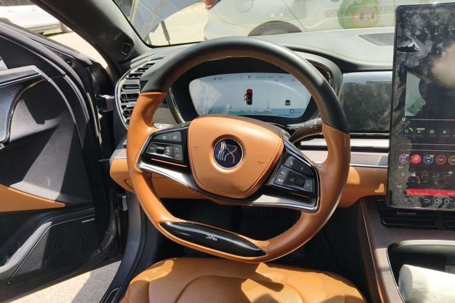 Used BYD Han 2022 DM-p 202km Four-Wheel Drive Flagship Model Steering Wheel