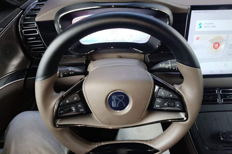 Used BYD Han 2022 EV Genesis Edition 715 km Front-Wheel-Drive Flagship Model Steering Wheel