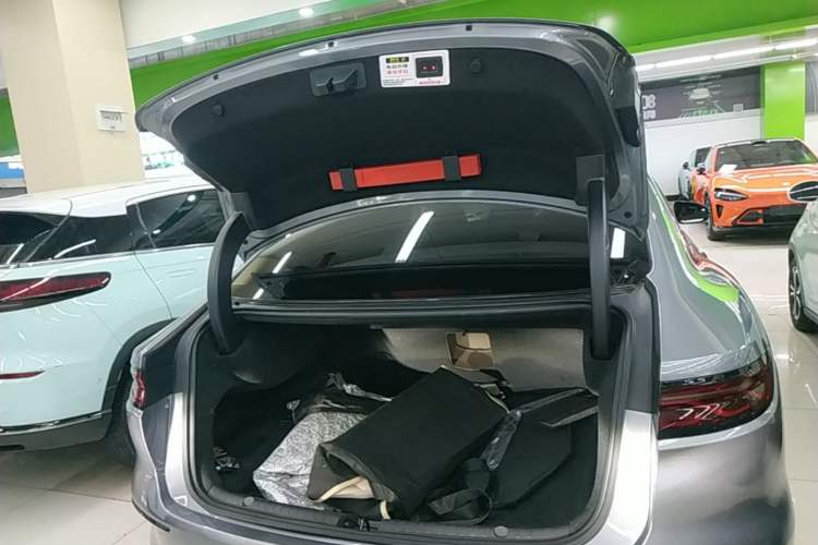 Used BYD Han 2022 DM-i 121KM Luxury Model Trunk