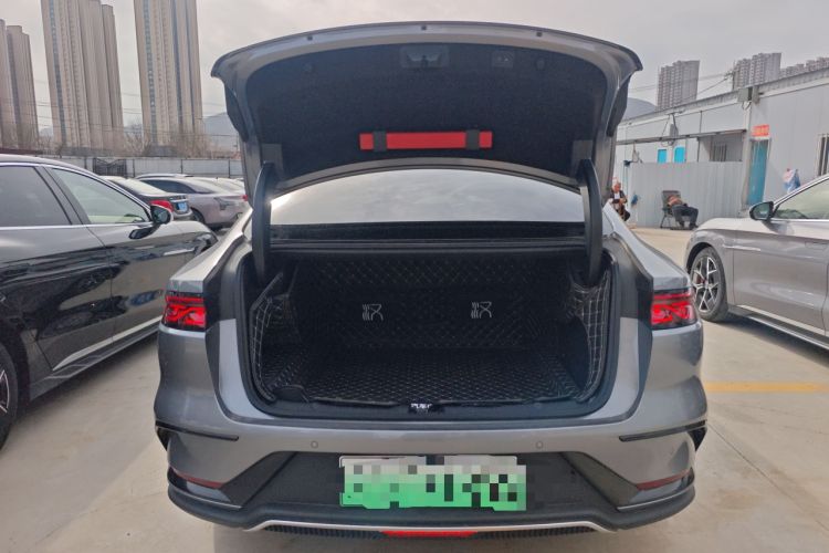 Used BYD Han 2022 EV Genesis Edition 715KM Front-Wheel-Drive Prestige Model Trunk