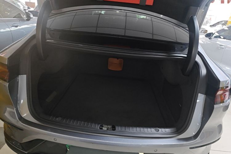 Used BYD Han 2022 DM-i 242km Flagship Model Trunk