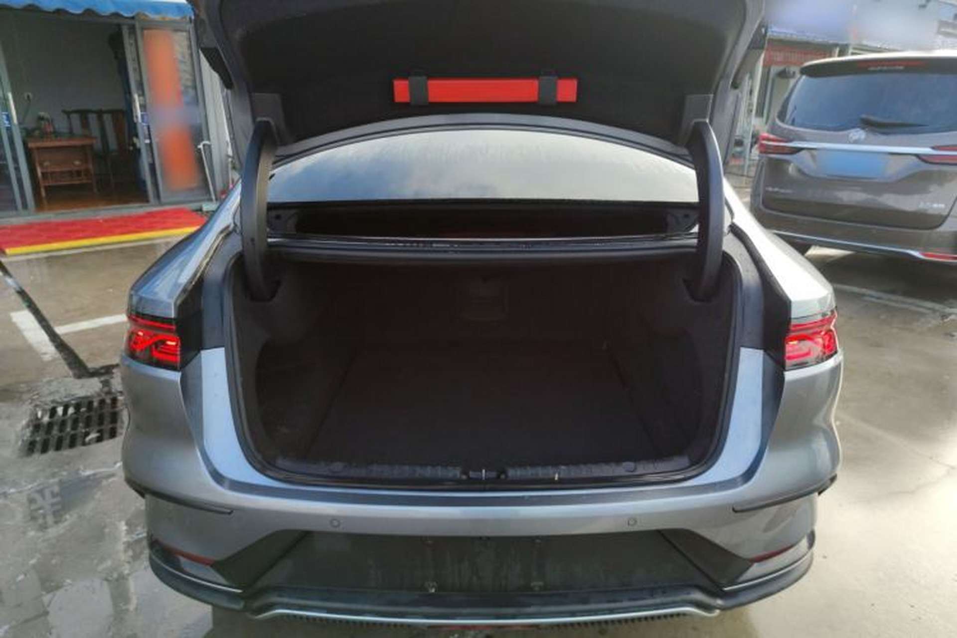 Used BYD Han 2022 DM-i 121KM Prestige Model Trunk