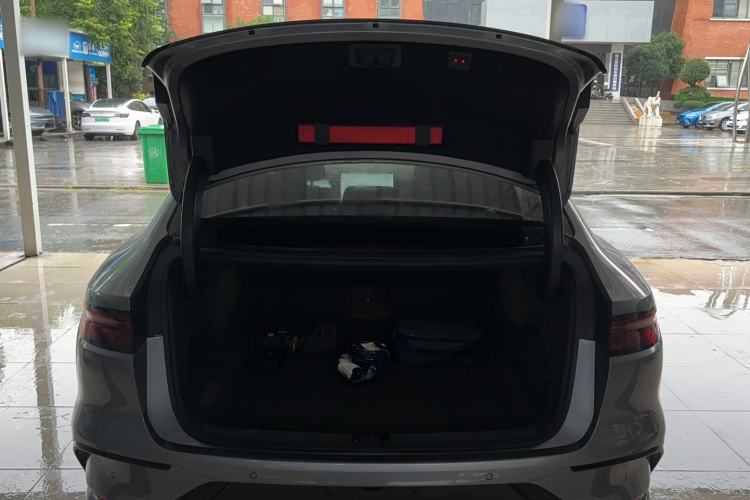 Used BYD Han 2022 DM-i 121KM Luxury Model Trunk