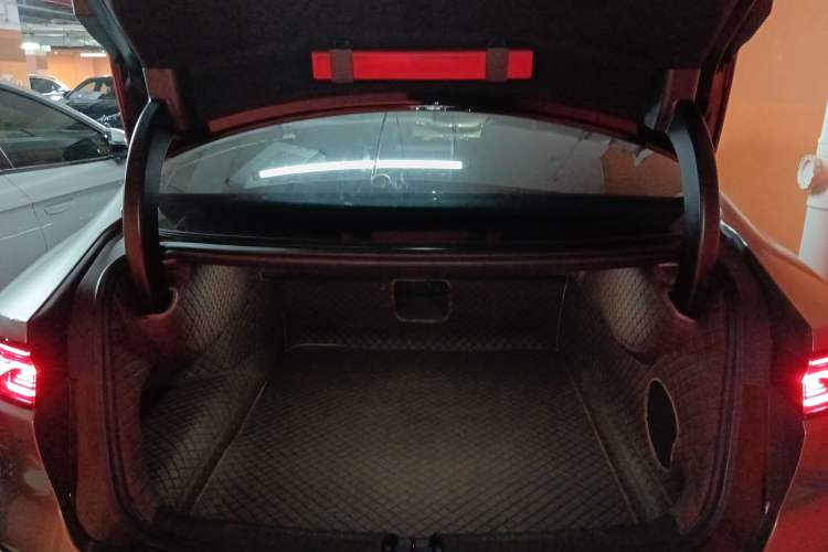 Used BYD Han 2022 DM-i 121KM Luxury Model Trunk