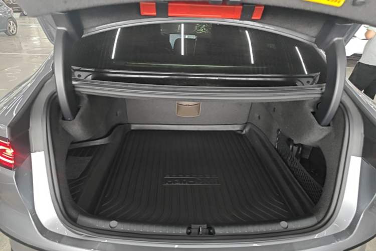 Used BYD Han 2022 DM-i 121KM Prestige Model Trunk