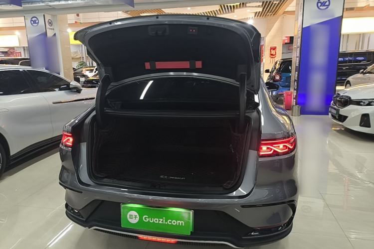 Used BYD Han 2022 EV Genesis Edition 715 km Front-Wheel-Drive Flagship Model Trunk