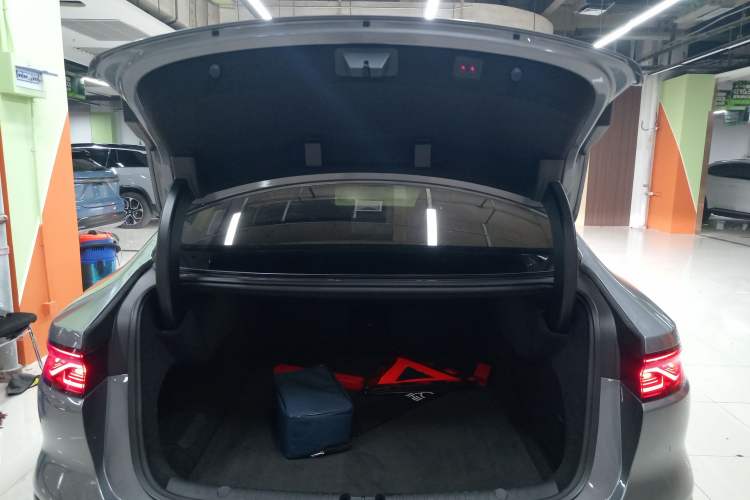Used BYD Han 2022 DM-p 202km Four-Wheel Drive Flagship Model Trunk