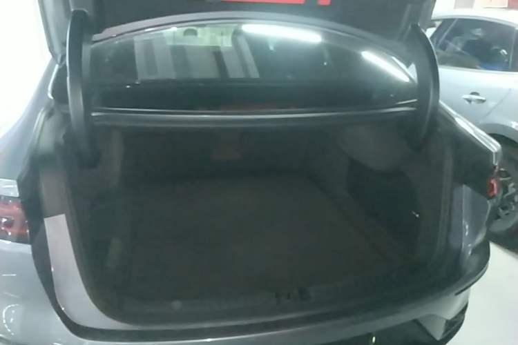 Used BYD Han 2022 DM-i 121KM Luxury Model Trunk