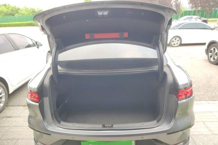 Used BYD Han 2022 EV Genesis Edition 610KM All-Wheel Drive Premium Model Trunk