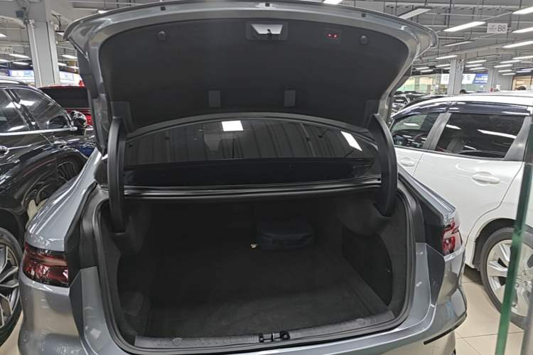 Used BYD Han 2022 DM-i 121KM Prestige Model Trunk