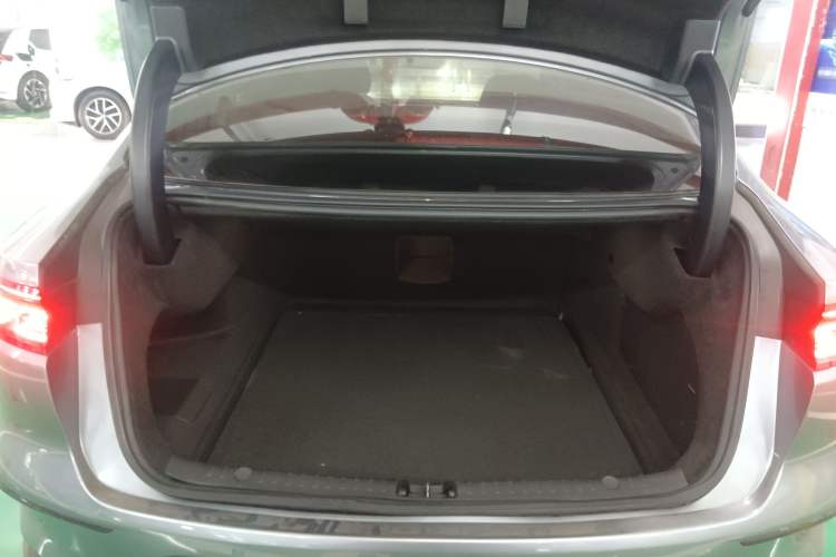 Used BYD Han 2022 DM-i 121KM Luxury Model Trunk
