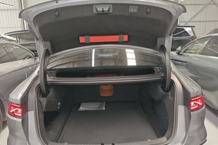 Used BYD Han 2022 DM-i 121KM Luxury Model Trunk