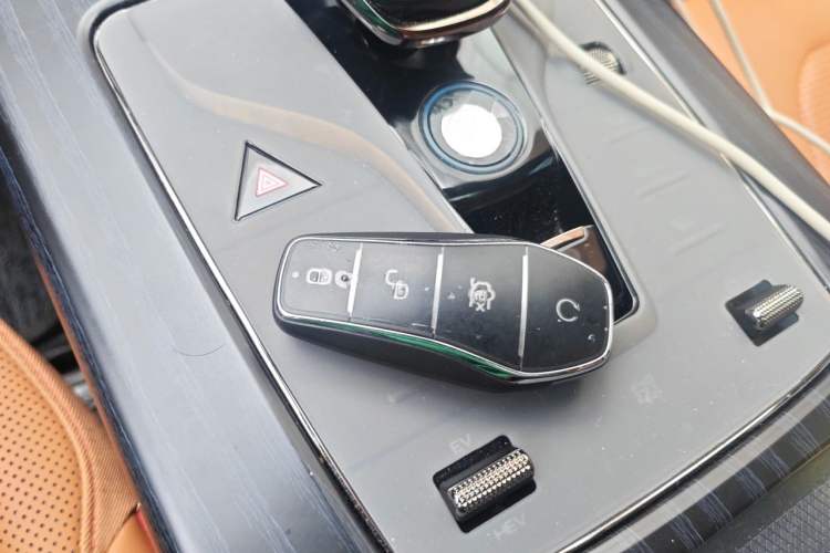 Used BYD Han 2022 DM-i 121KM Prestige Model Vehicle Key