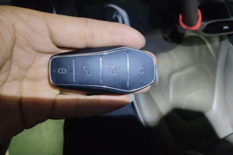 Used BYD Han 2022 DM-i 121KM Luxury Model Vehicle Key