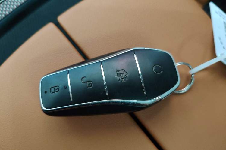 Used BYD Han 2022 DM-i 121KM Luxury Model Vehicle Key