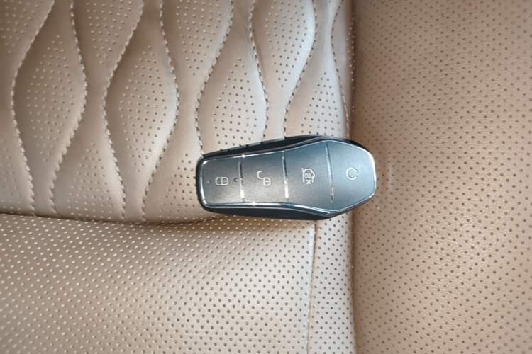 Used BYD Han 2022 DM-i 121KM Luxury Model Vehicle Key