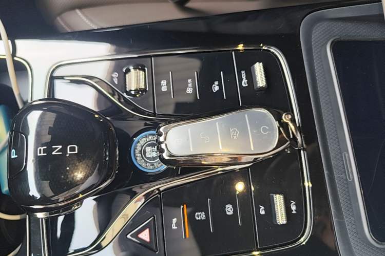 Used BYD Han 2022 DM-i 121KM Prestige Model Vehicle Key