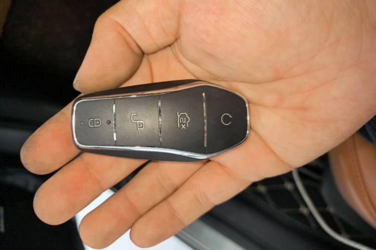 Used BYD Han 2022 DM-i 121KM Luxury Model Vehicle Key