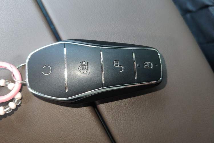 Used BYD Han 2022 DM-i 121KM Luxury Model Vehicle Key