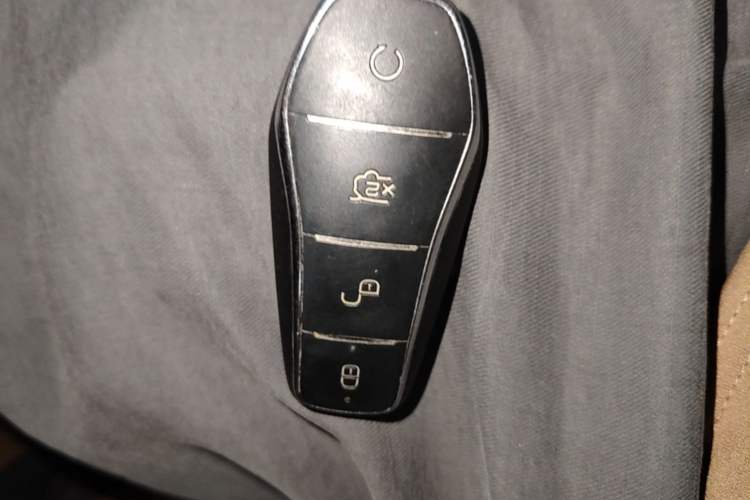 Used BYD Han 2022 DM-i 121KM Luxury Model Vehicle Key