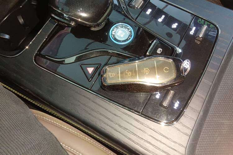 Used BYD Han 2022 DM-i 121KM Luxury Model Vehicle Key