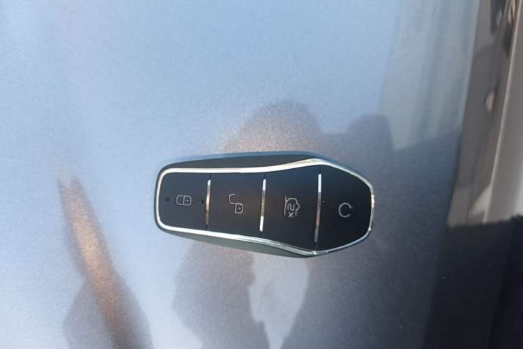 Used BYD Han 2022 DM-i 121KM Luxury Model Vehicle Key