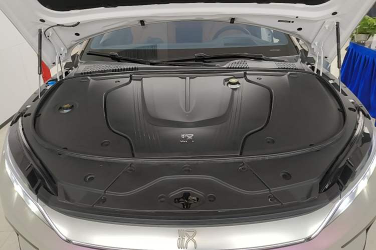 Used BYD Han 2022 EV Genesis Edition 610KM All-Wheel Drive Premium Model Engine Bay