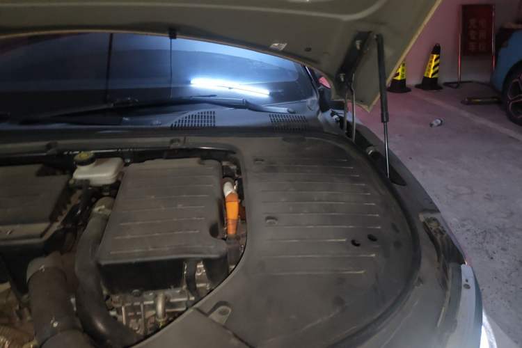 Used BYD Han 2022 DM-i 121KM Prestige Model Engine Bay Left