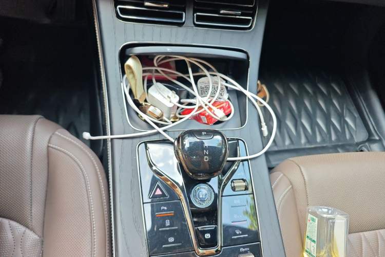 Used BYD Han 2022 DM-i 121KM Luxury Model Gear Lever