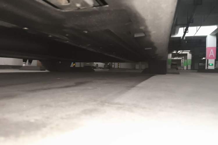 Used BYD Han 2022 EV 610 km All-Wheel-Drive Qianshan Cui Limited Edition Chassis Front Left