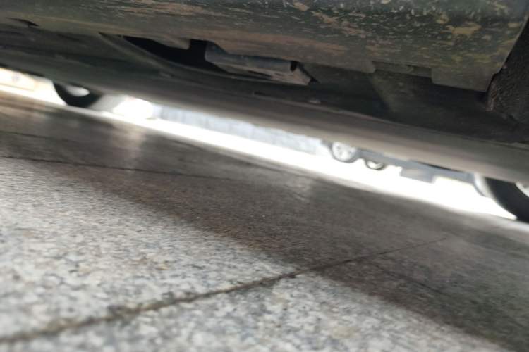 Used BYD Han 2022 EV 610 km All-Wheel-Drive Qianshan Cui Limited Edition Chassis Rear Left