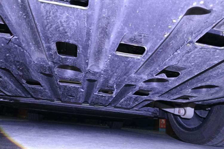 Used BYD Han 2022 EV 610 km All-Wheel-Drive Qianshan Cui Limited Edition Chassis Rear