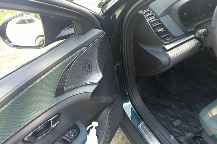 Used BYD Han 2022 EV 610 km All-Wheel-Drive Qianshan Cui Limited Edition Driver Seat