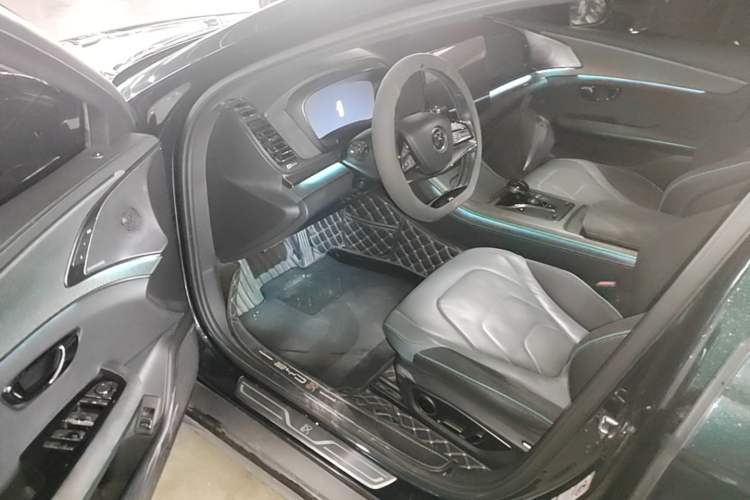 Used BYD Han 2022 EV 610 km All-Wheel-Drive Qianshan Cui Limited Edition Driver Seat