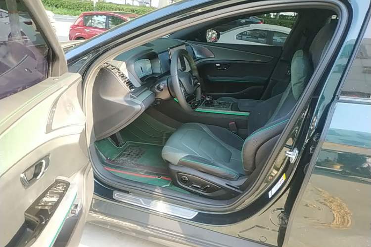 Used BYD Han 2022 EV 610 km All-Wheel-Drive Qianshan Cui Limited Edition Driver Seat