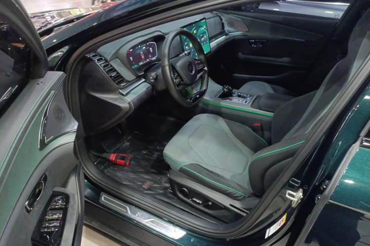 Used BYD Han 2022 EV 610 km All-Wheel-Drive Qianshan Cui Limited Edition Driver Seat