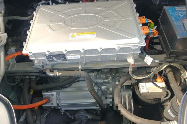 Used BYD Han 2022 EV 610 km All-Wheel-Drive Qianshan Cui Limited Edition Engine Bay