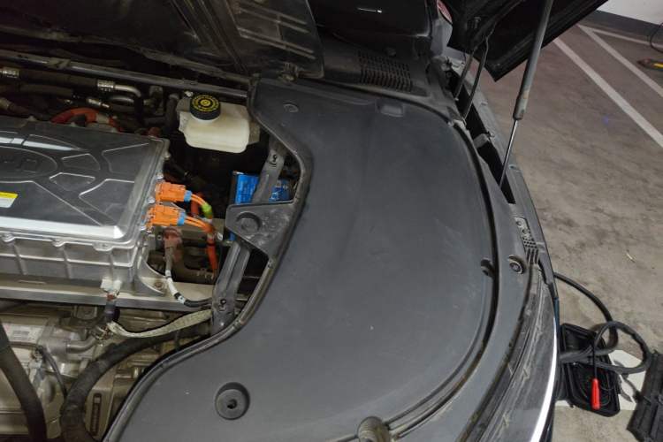 Used BYD Han 2022 EV 610 km All-Wheel-Drive Qianshan Cui Limited Edition Engine Bay Left