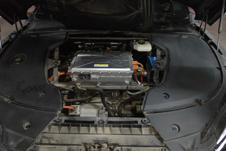 Used BYD Han 2022 EV 610 km All-Wheel-Drive Qianshan Cui Limited Edition Engine Bay