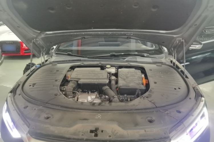 Used BYD Han 2022 DM-i 121KM Luxury Model Engine Bay