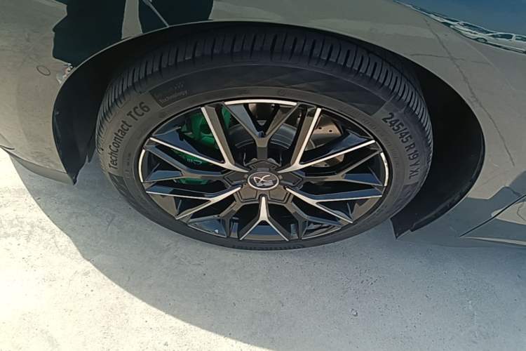 Used BYD Han 2022 EV 610 km All-Wheel-Drive Qianshan Cui Limited Edition Exterior 4