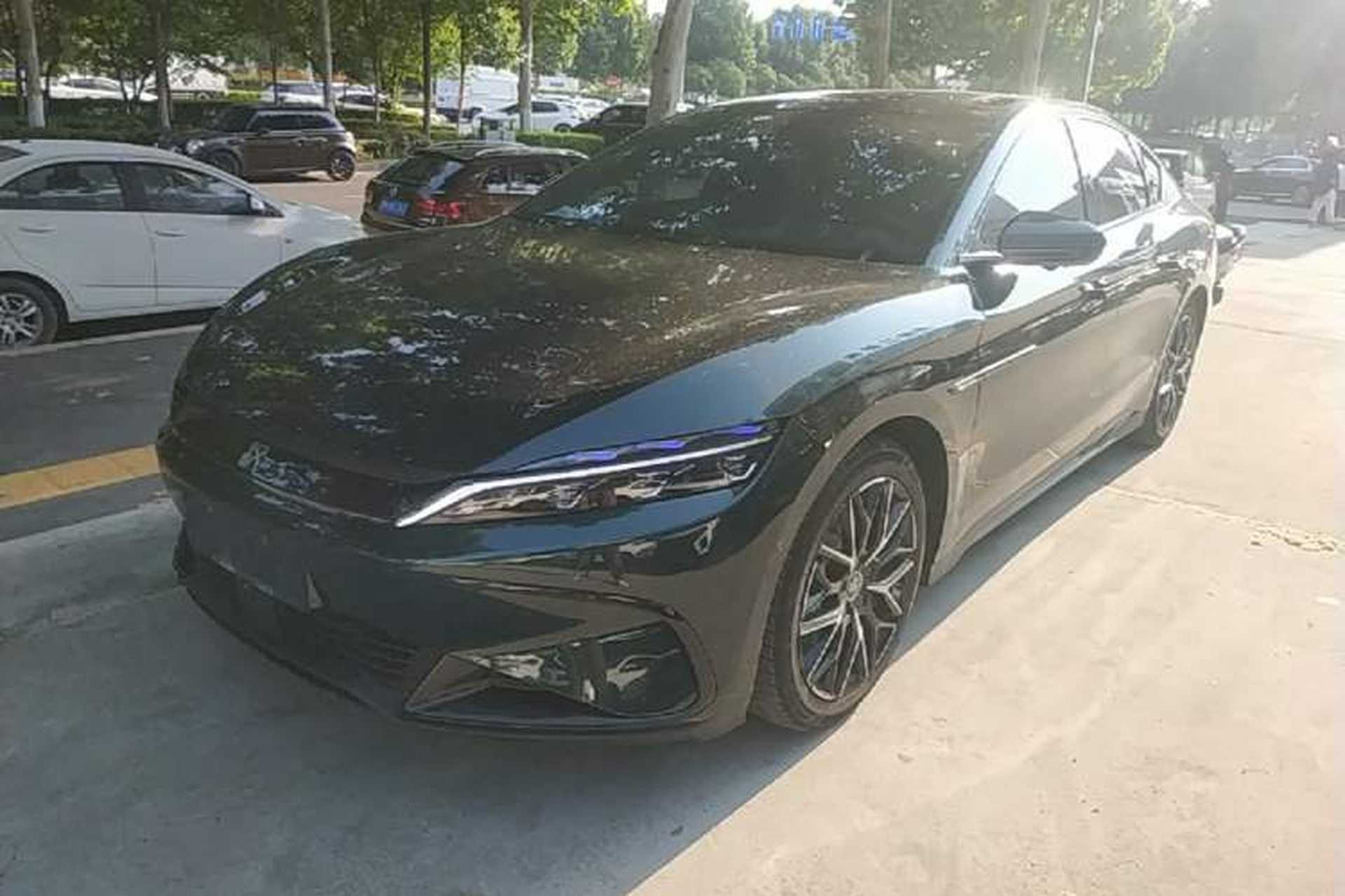 Used BYD Han 2022 EV 610 km All-Wheel-Drive Qianshan Cui Limited Edition Front Left 45 Deg