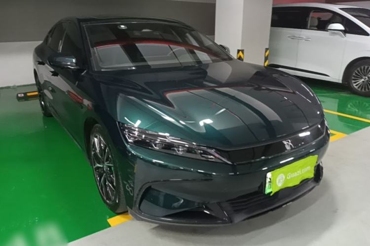 Used BYD Han 2022 EV 610 km All-Wheel-Drive Qianshan Cui Limited Edition Front Right 45 Deg