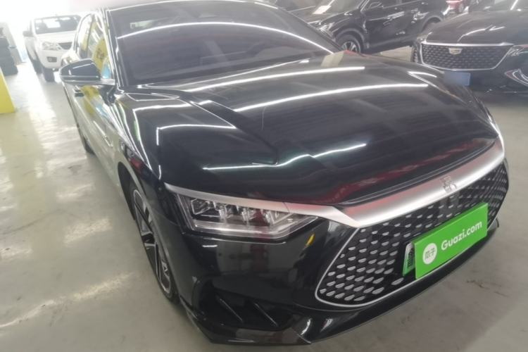 Used BYD Han 2022 DM-i 121KM Luxury Model Front Right 45 Deg