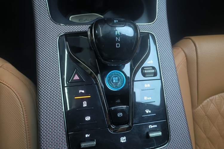 Used BYD Han 2022 DM-i 121KM Luxury Model Gear Lever