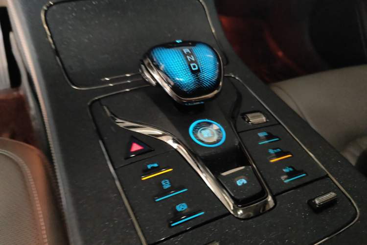 Used BYD Han 2022 DM-i 121KM Luxury Model Gear Lever