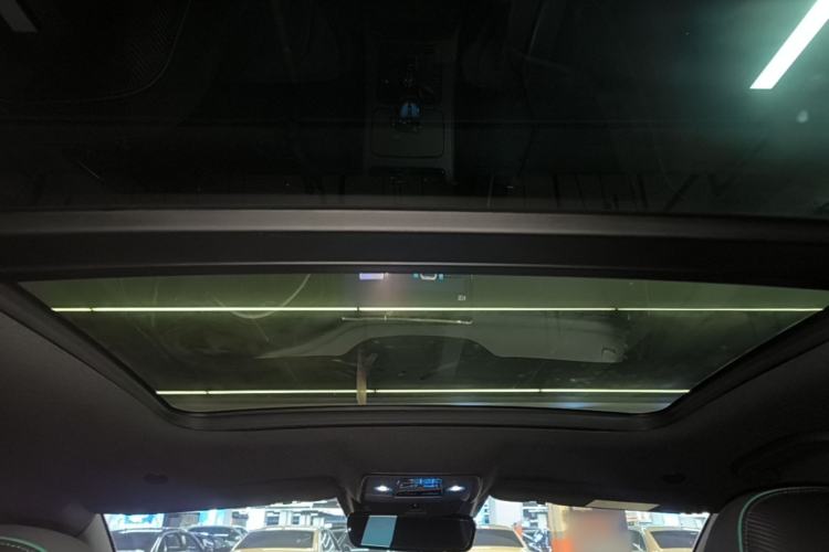 Used BYD Han 2022 EV 610 km All-Wheel-Drive Qianshan Cui Limited Edition Headliner