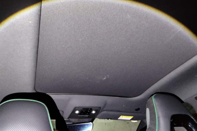 Used BYD Han 2022 EV 610 km All-Wheel-Drive Qianshan Cui Limited Edition Headliner